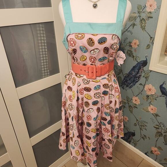 Vintage Style Donut Print Pinup Dress - Size S - Pink Golightly Netti Dress NWT - Picture 2 of 5